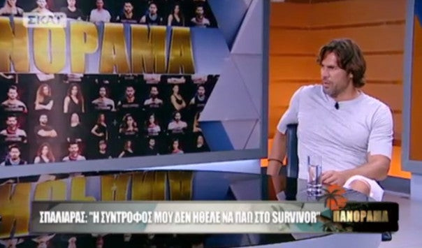 Παίκτης του Survivor εκτός τόπου και χρόνου: Πιο τυχεροί οι λαθρομετανάστες από εμάς (βίντεο)